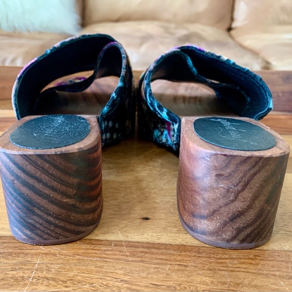 FREE PEOPLE Velvet Wooden Clogs/Slides - Picture 6 of 10